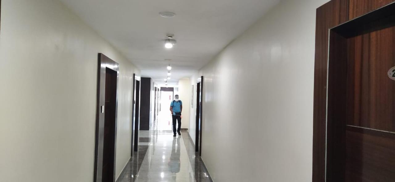 Hotel Grand Gayathri Khammam Exterior foto